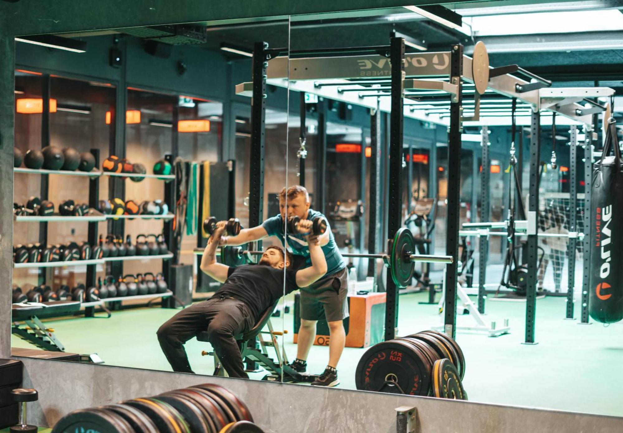 بيت شباب Next House كوبنهاجن المظهر الخارجي الصورة Personal training in a gym